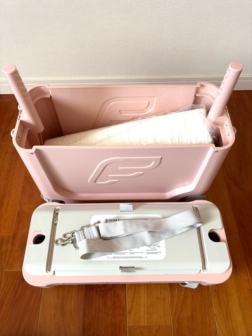STOKKE JETKIDS ベッドボックスとクルー バックパック