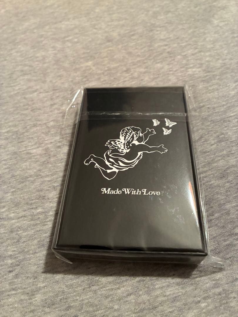 小物 Girls Don't Cry Keyring \"Gold \"