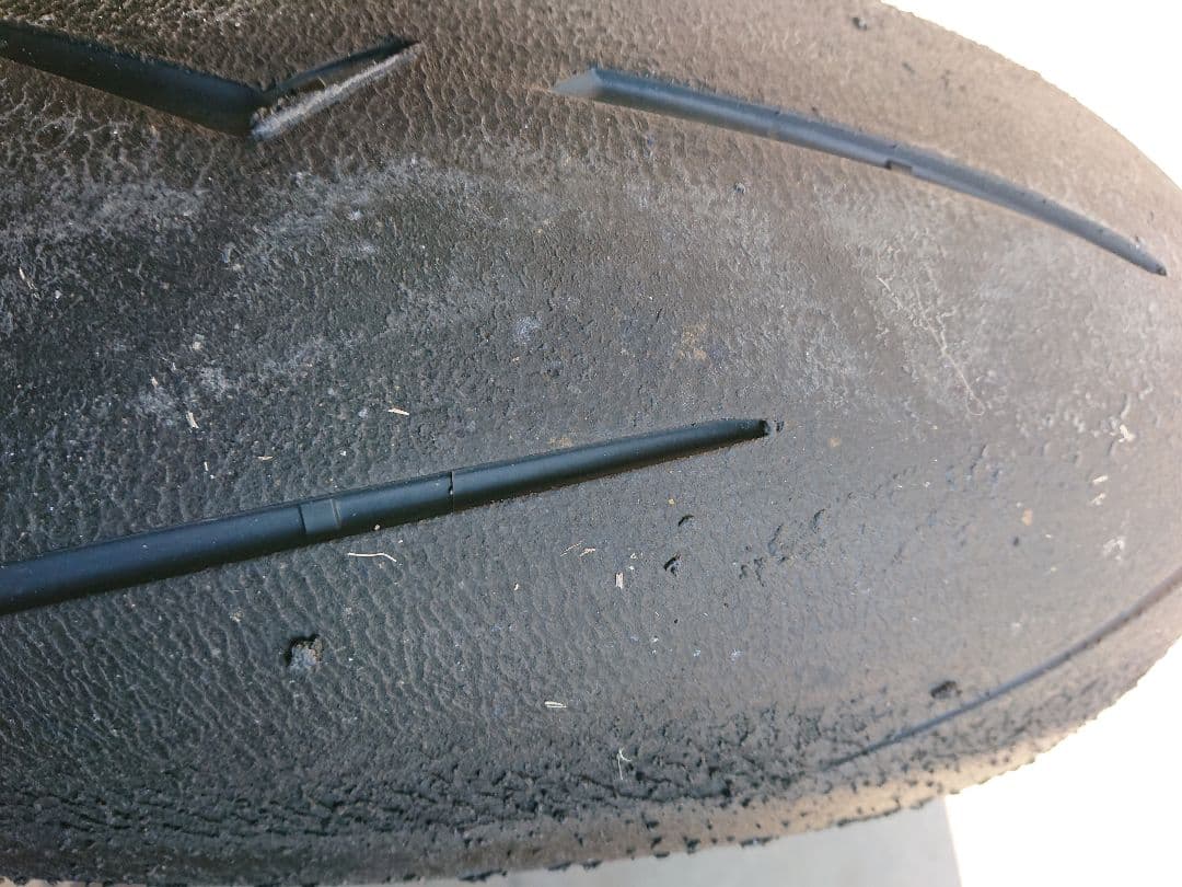 ピレリ スーパーコルサSC V4 120/70R17 200/55R17