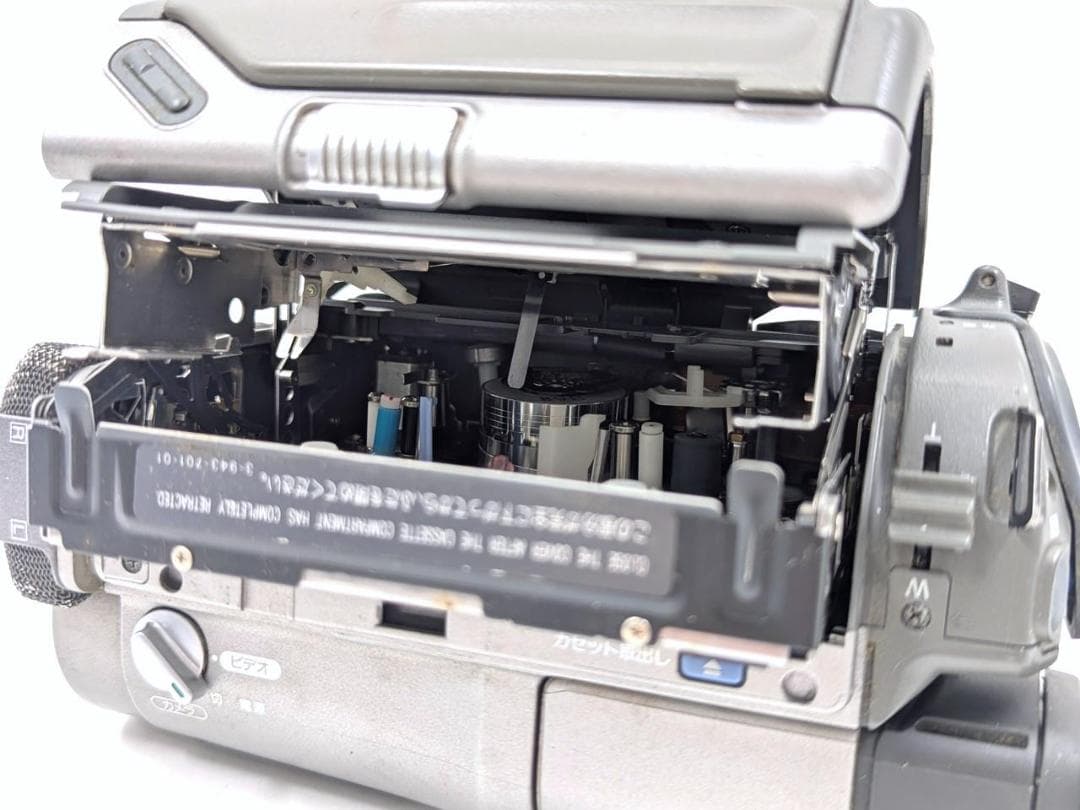 8mmテープのダビングに！ SONY ビデオカメラ CCD-TR1