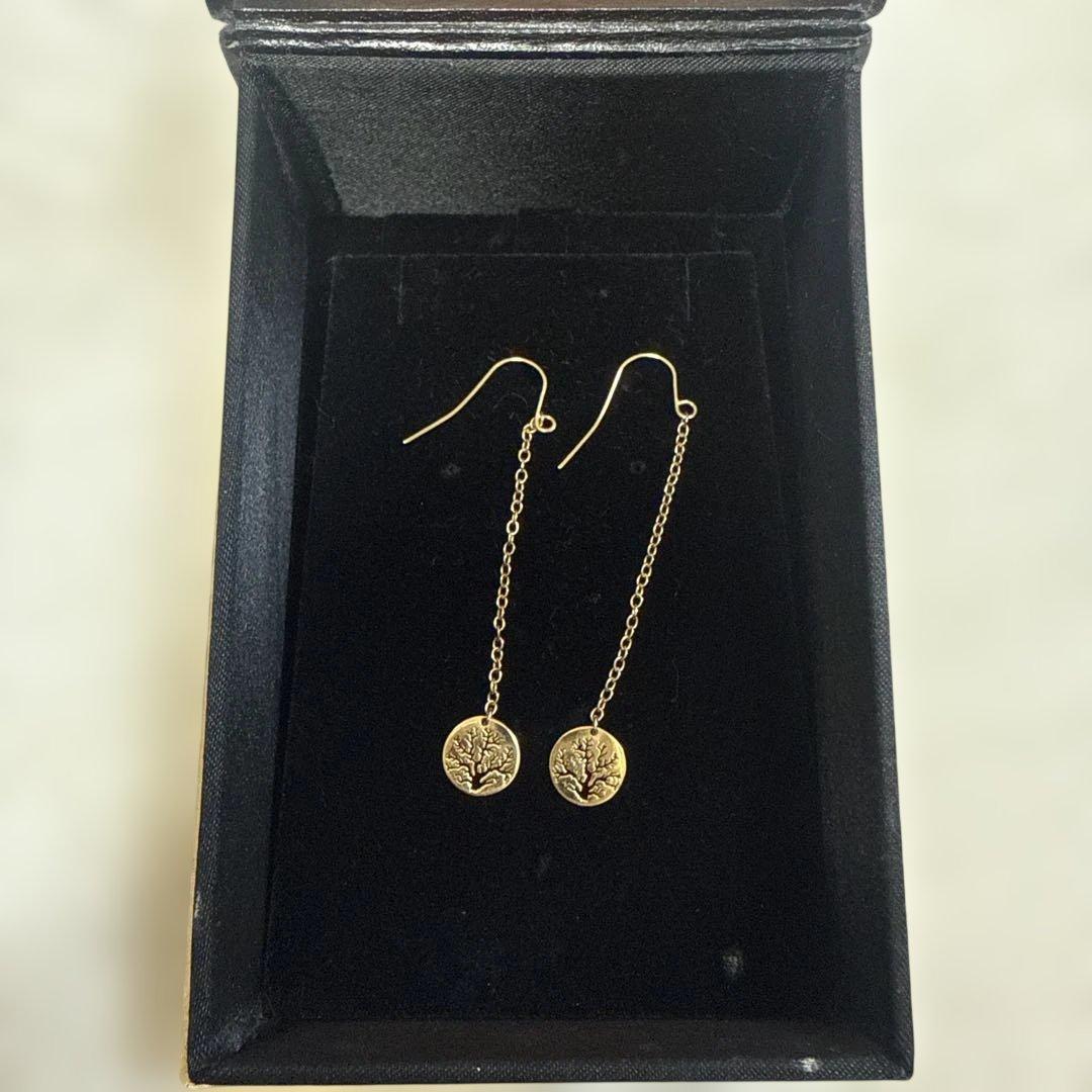 Maui Divers Jewelry ツリーのモチーフ ピアス