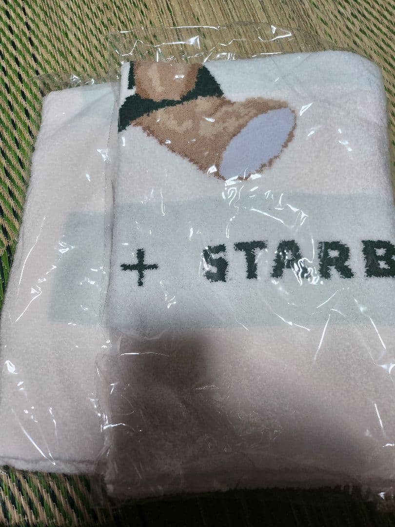 【新品未開封】gelato pique × STARBUCKS ブランケット