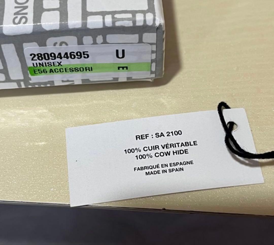 コムデギャルソン 二つ折財布 ケース付き SA2100【並行輸入品】
