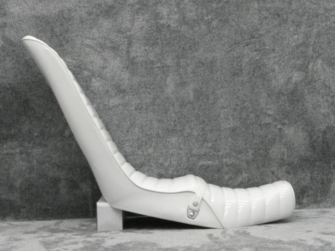 ホーク 白 エナメル ６０ｃｍ 三段シート / 角タンク ホワイト 補強入り