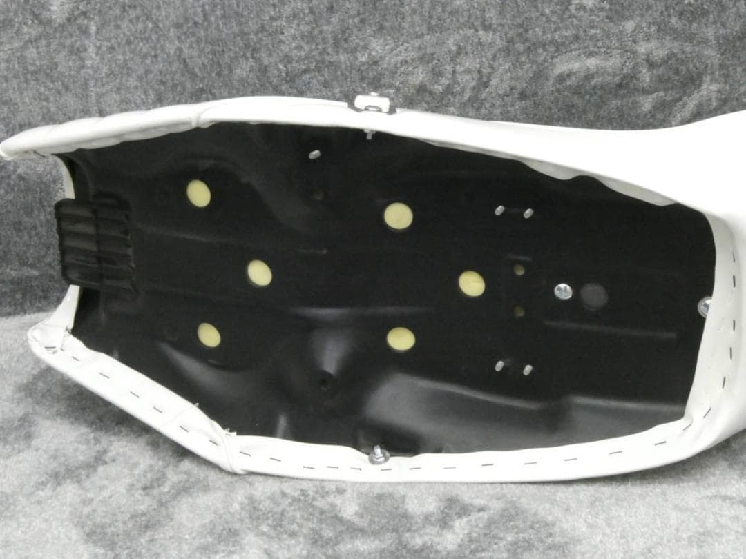 ホーク 白 エナメル ６０ｃｍ 三段シート / 角タンク ホワイト 補強入り