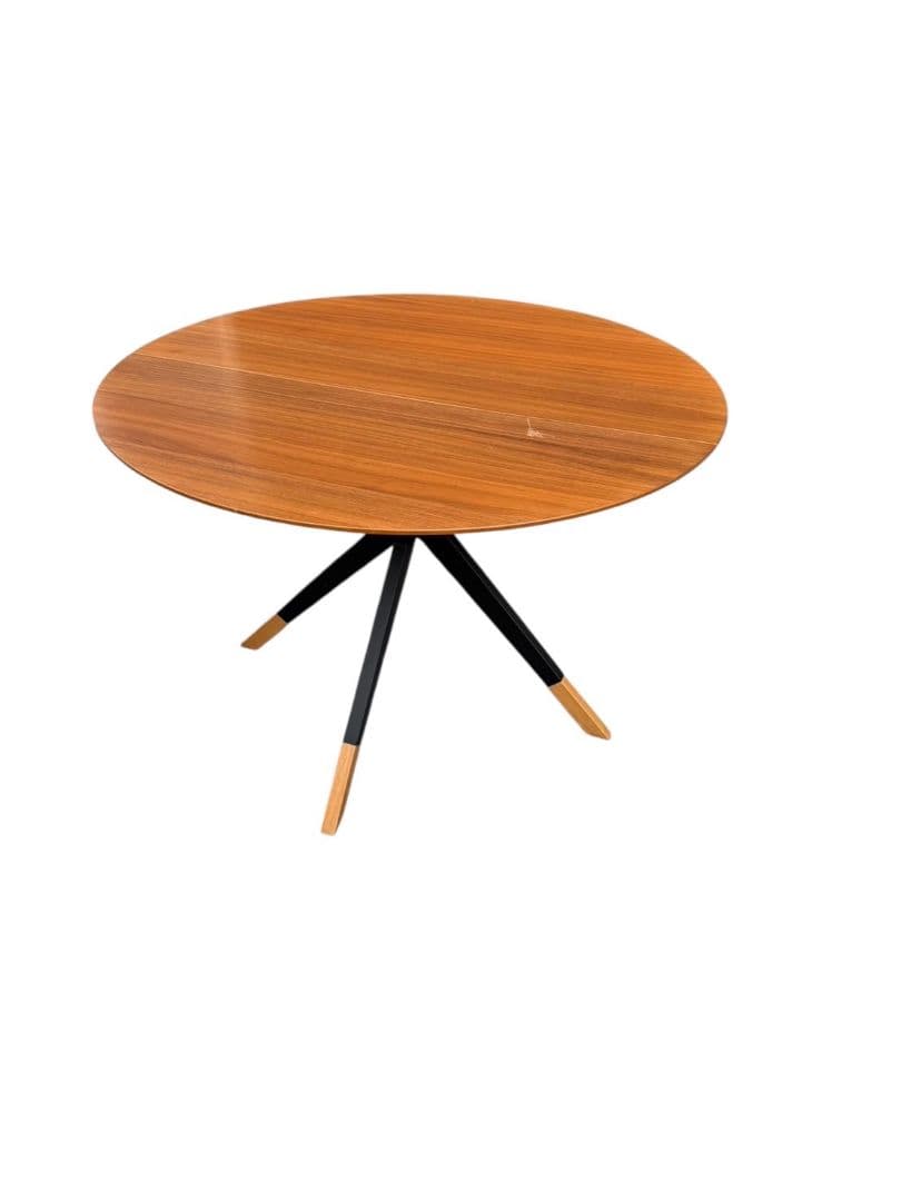 ボーコンセプト　BILLUND PRINCNTON ラウンドテーブル　円形