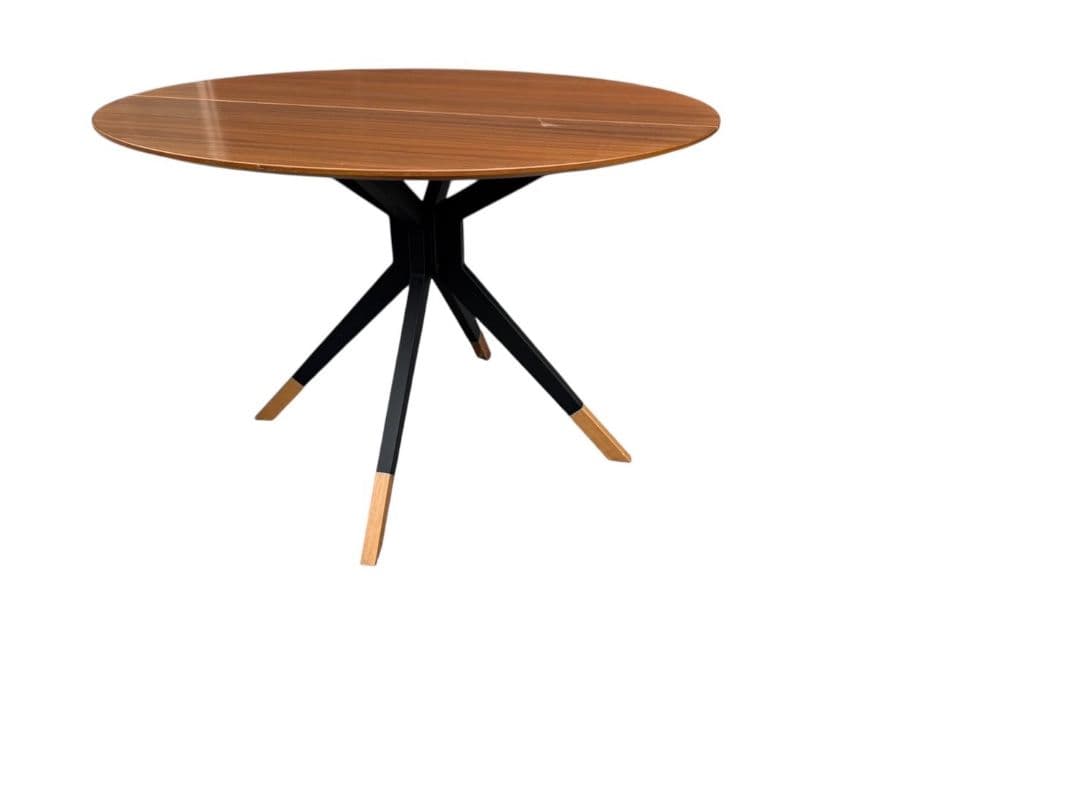 ボーコンセプト　BILLUND PRINCNTON ラウンドテーブル　円形