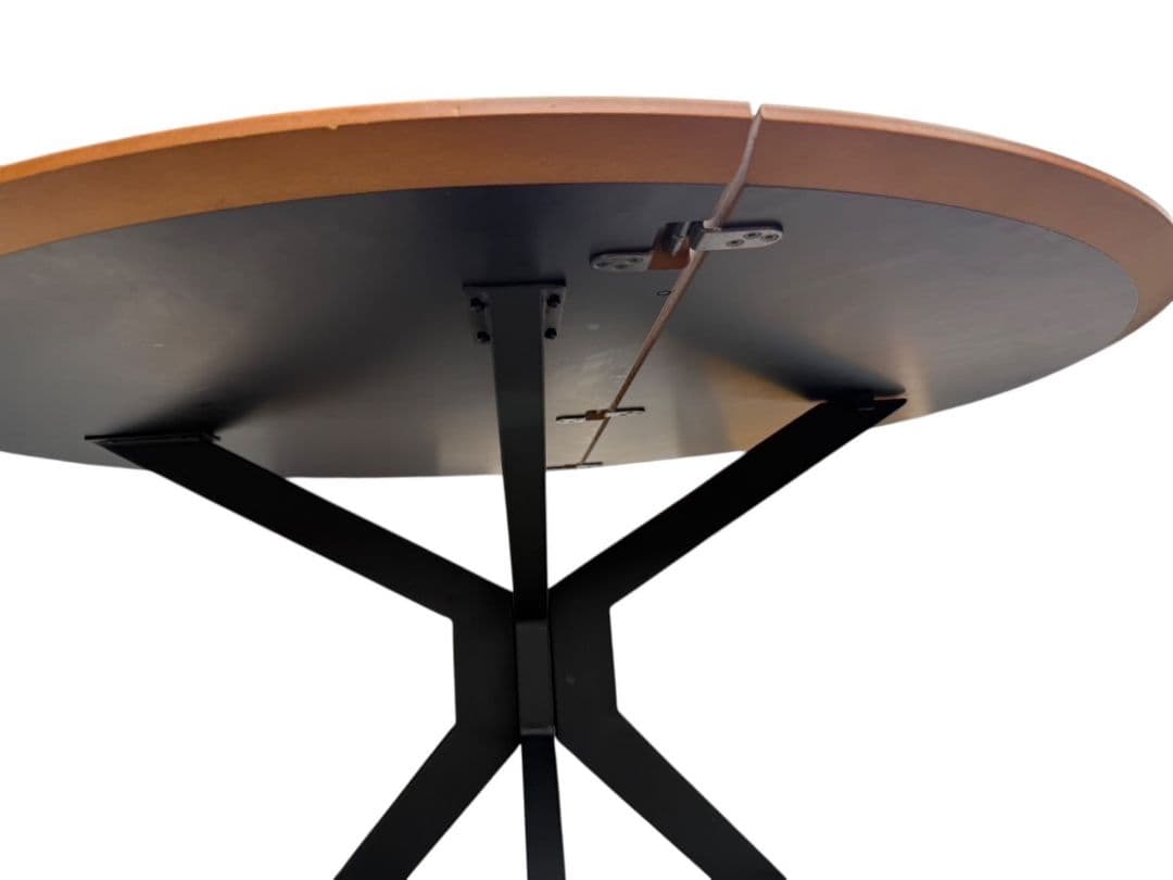 ボーコンセプト　BILLUND PRINCNTON ラウンドテーブル　円形