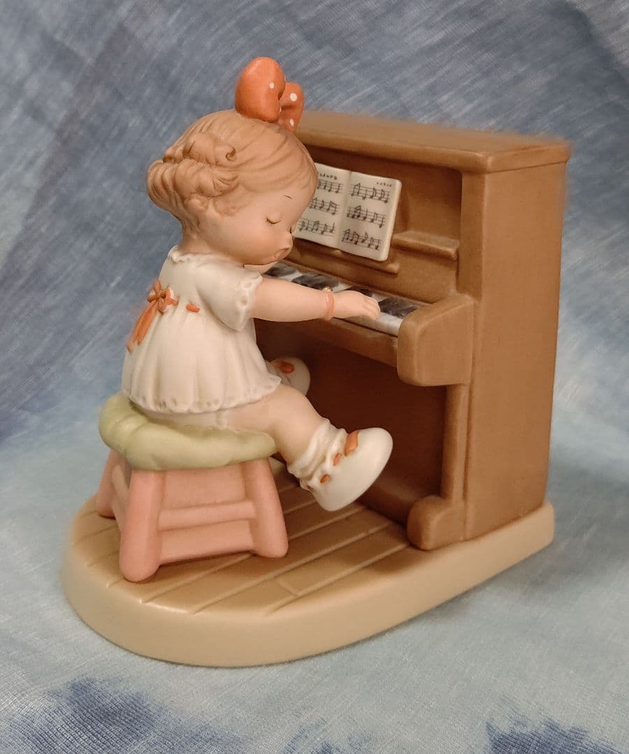 ルーシー アトウェル \" 私からあなたへ ささやかな歌を \"超レアオルゴール