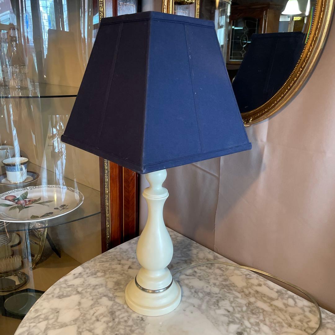 ネイビーカラーの素敵なランプ・USA