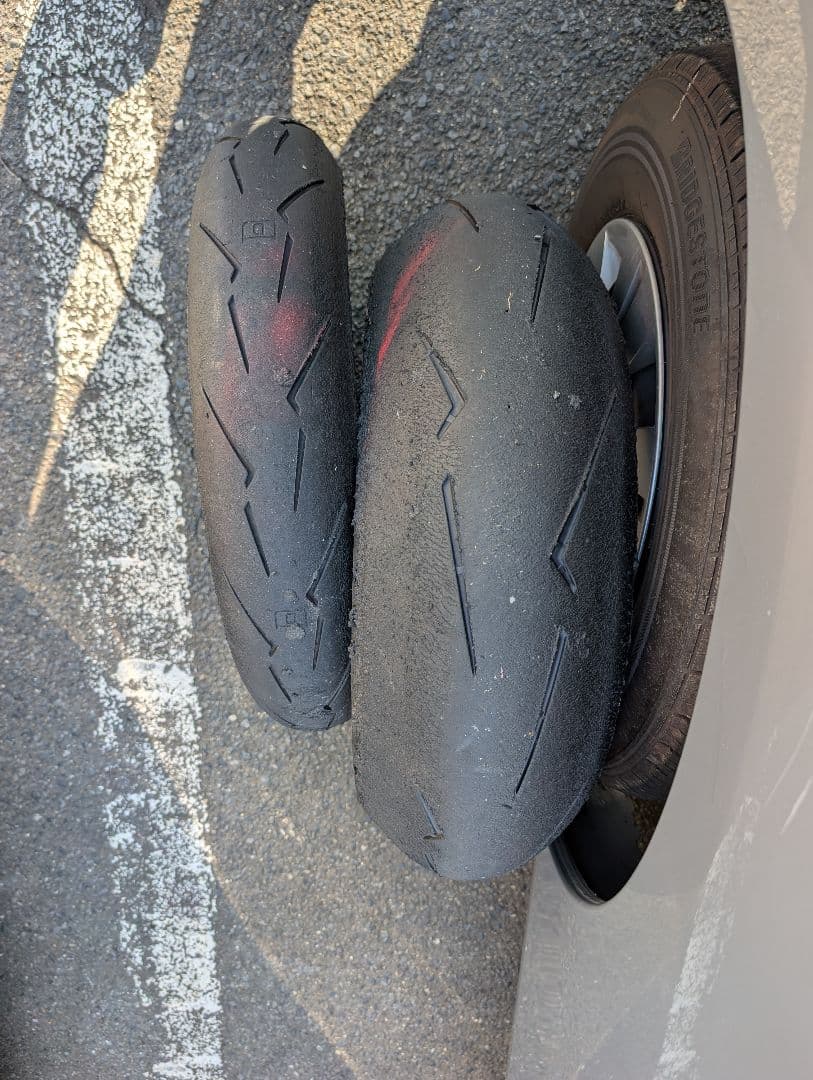 ピレリスーパーコルサV4 sc1