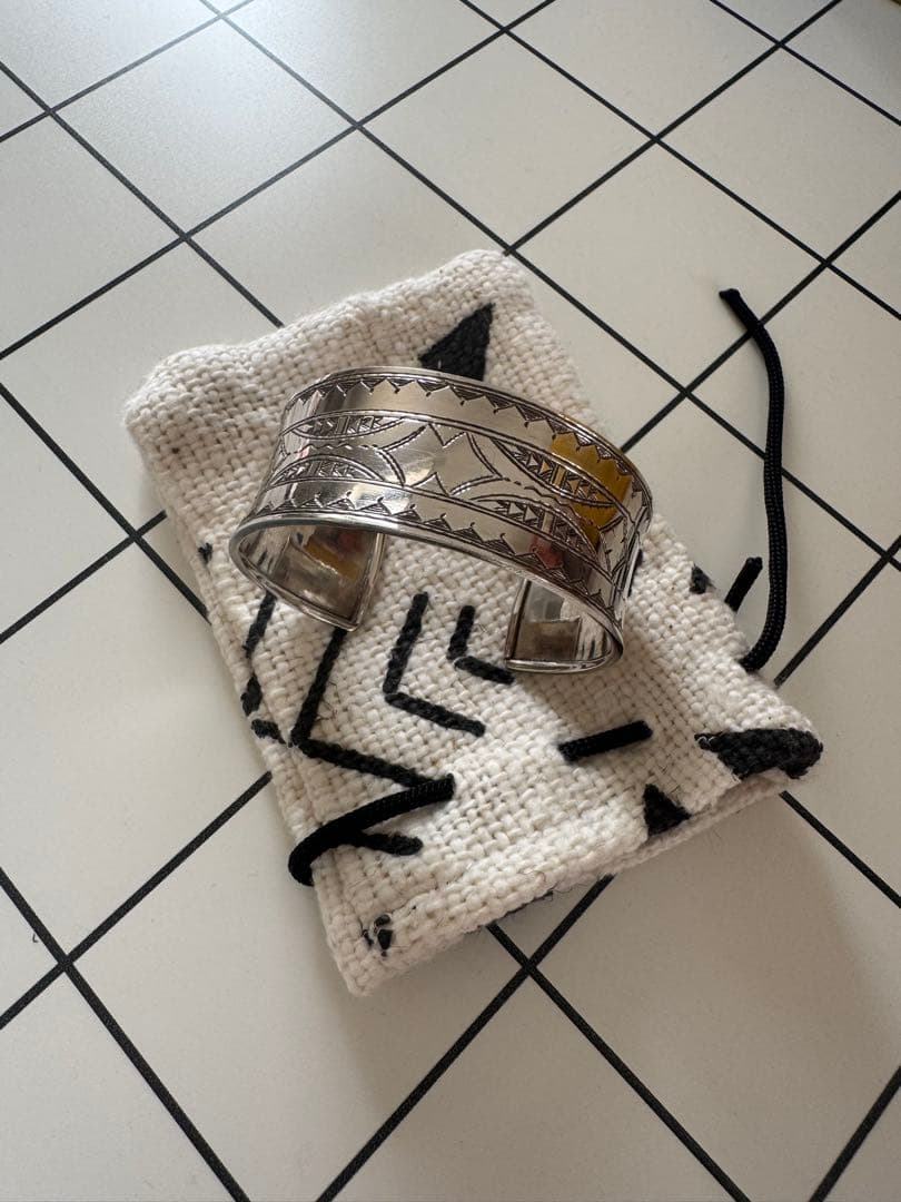 Adawat'n Tuareg（アダワットゥン トゥアレグ）バングル