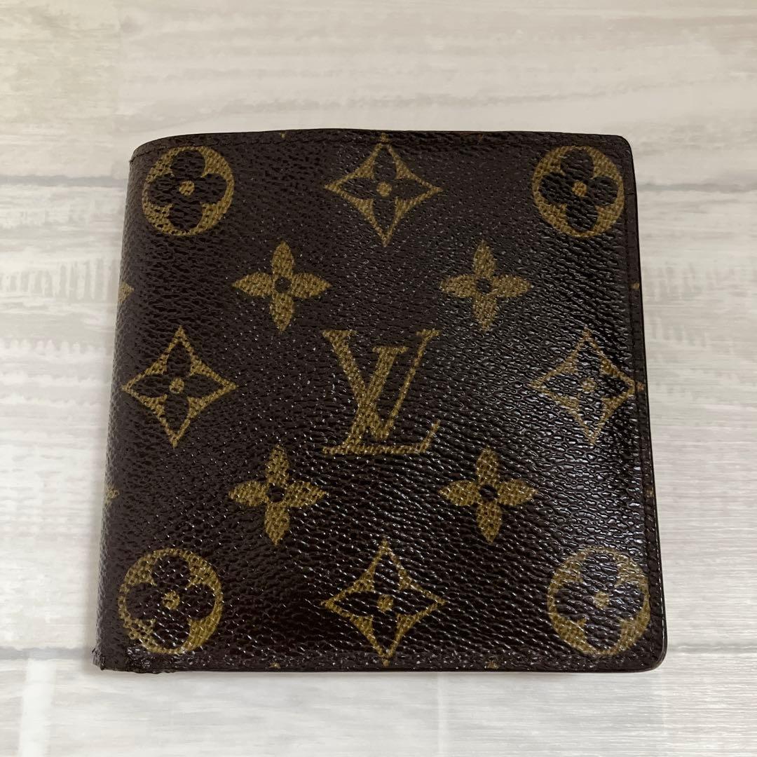 ルイヴィトン 二つ折り財布 ポルトフォイユマルコ