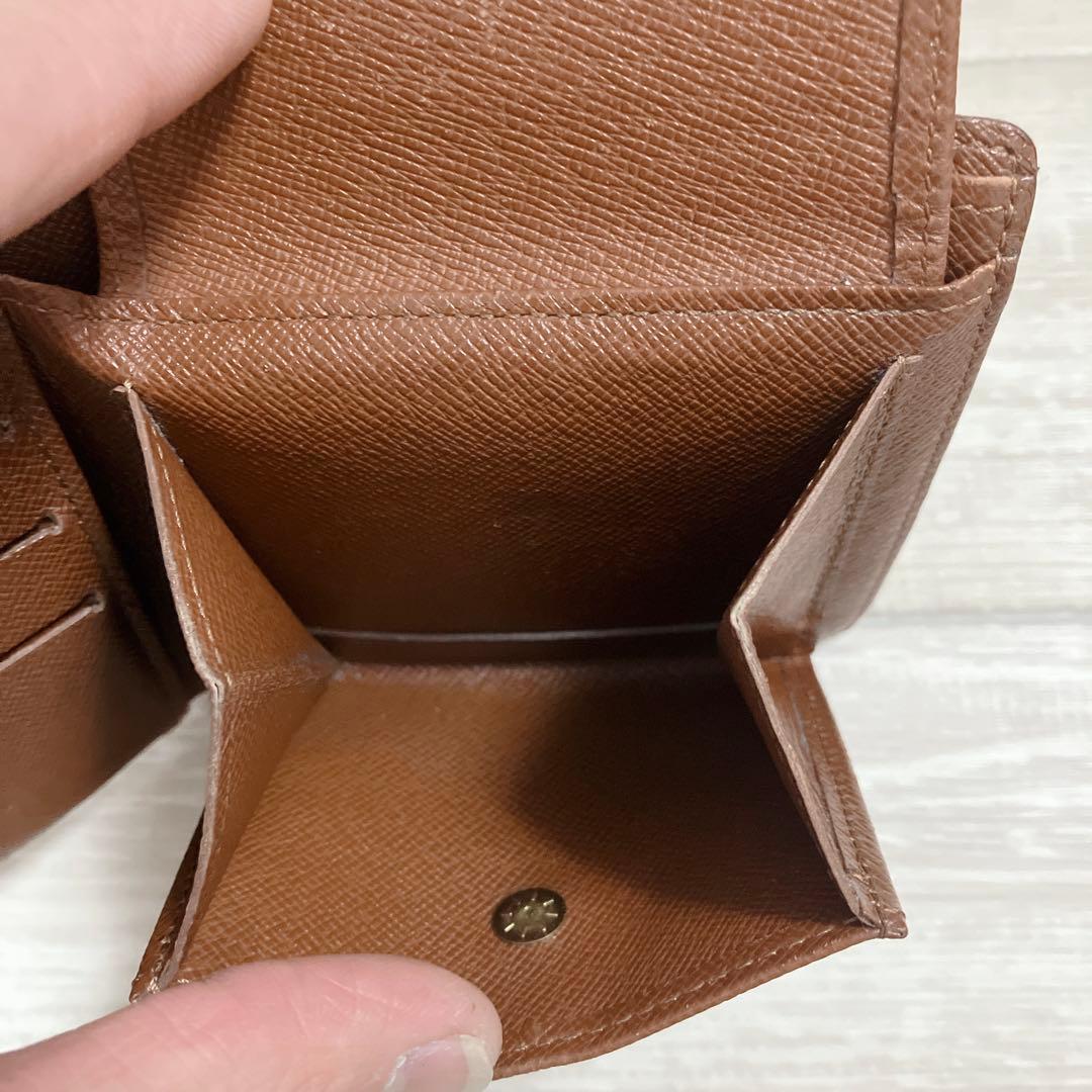 ルイヴィトン 二つ折り財布 ポルトフォイユマルコ