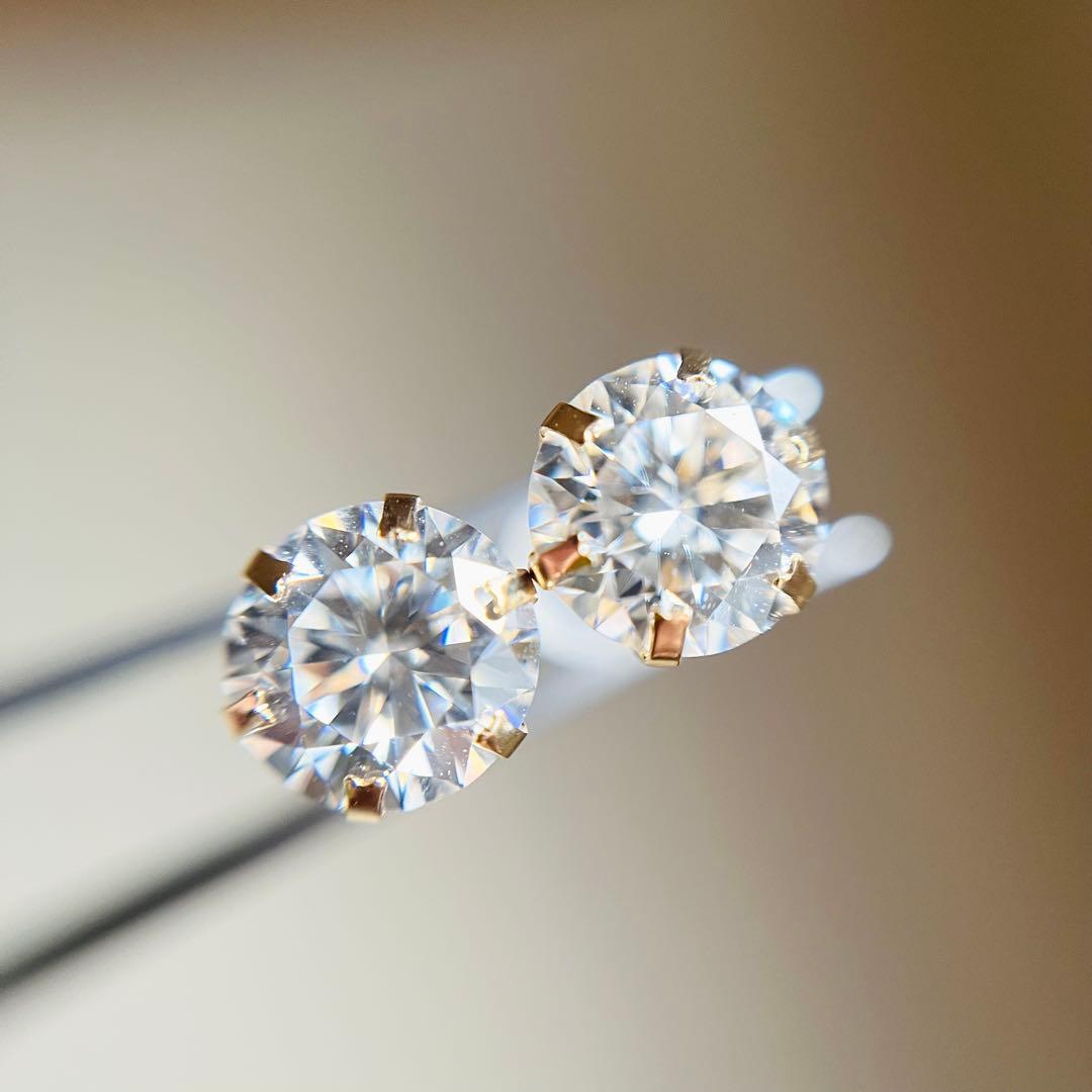 K18YG 大粒♪モアッサナイトダイヤモンド　H&C　1.80カラット　ピアス