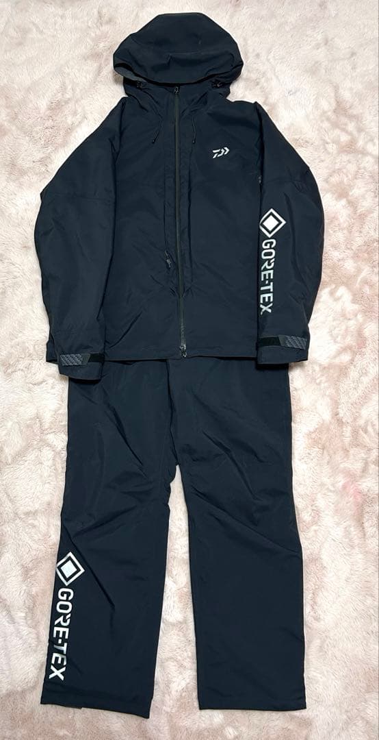 DAIWAダイワゴアテックスプロダクトコンビアップウィンタースーツ