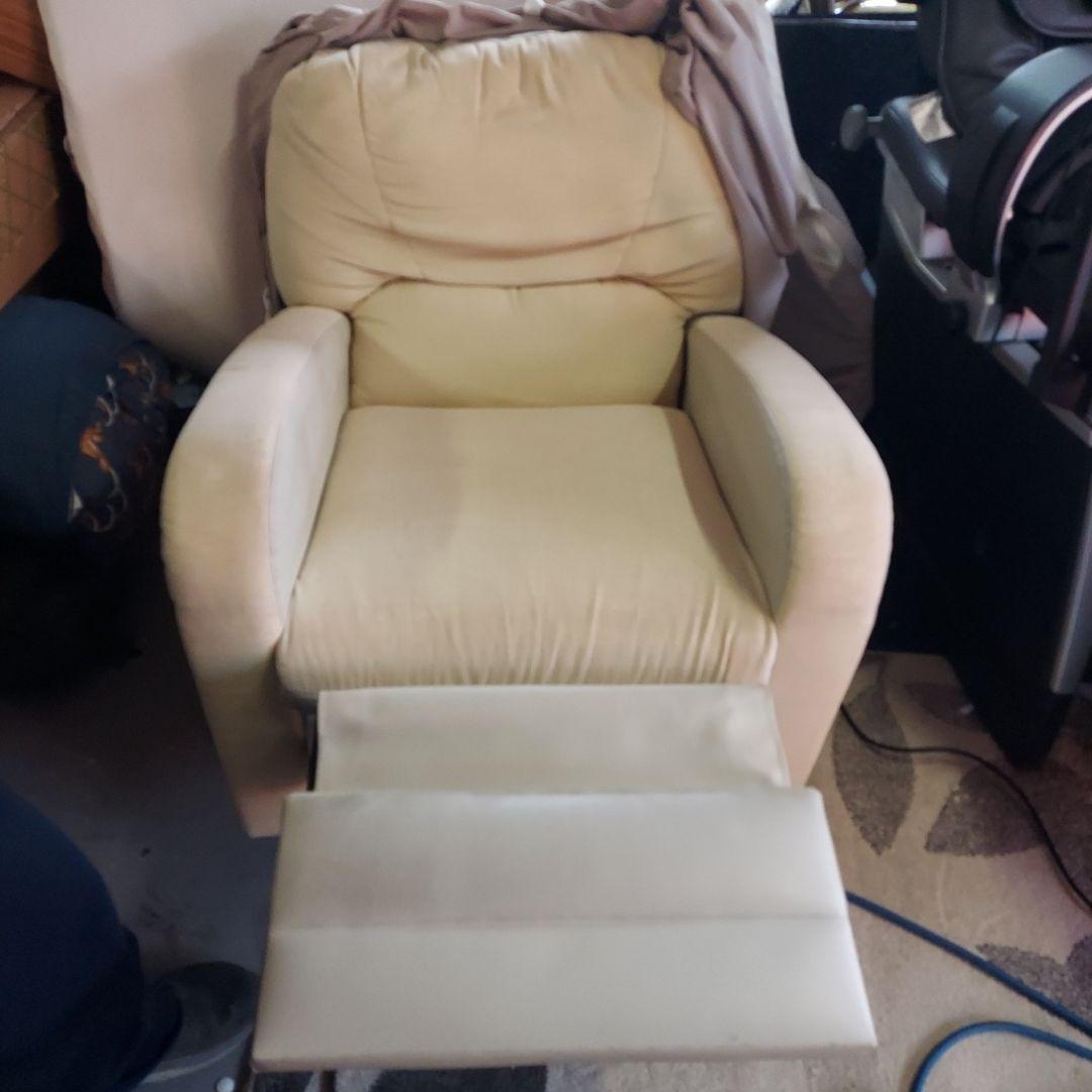 明日まで 廃棄処分します! 電動リクライニングチェア 【愛知県配達可能】