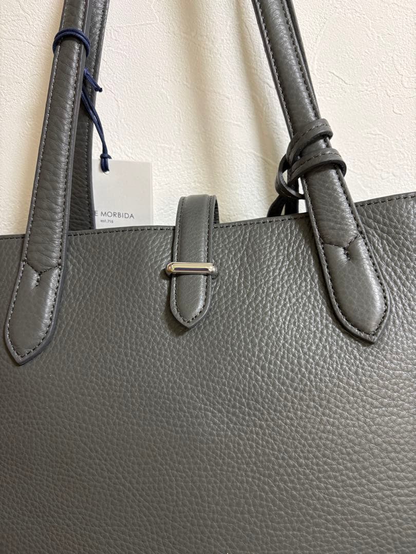 ペッレモルビダ チャコールグレー スリムレザートートバッグ 未使用 MB069