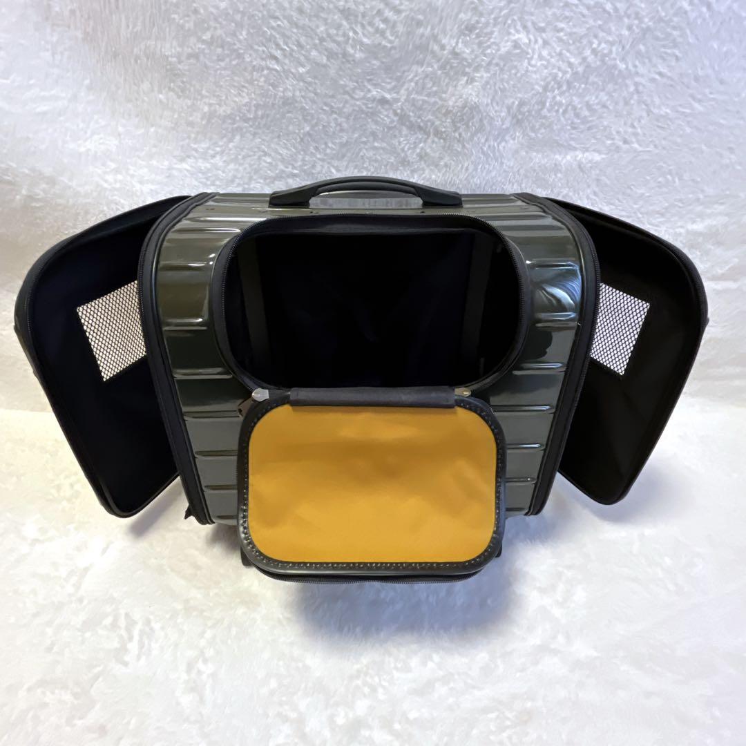 美品 ペットパラダイス ペット用ハードキャリーバッグ 4輪キャスター付き 小型犬