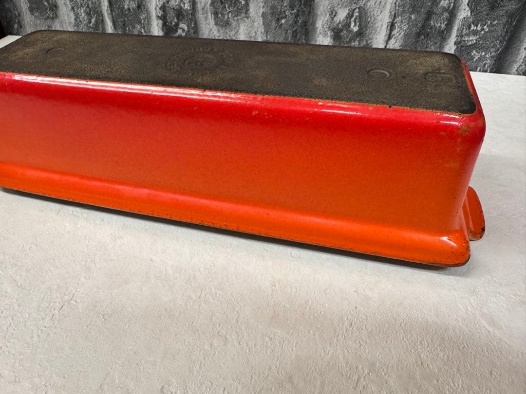 ル・クルーゼ　　LE CREUSET テリーヌ型　　32cm