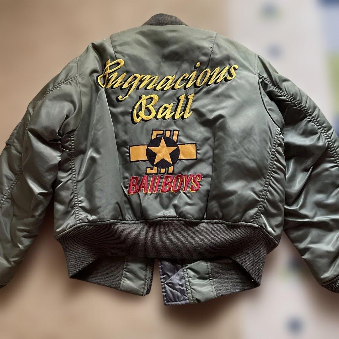 ラ*ん様 AVIREX MA-1ジャケット 刺繍Johnny U.S.A オリー