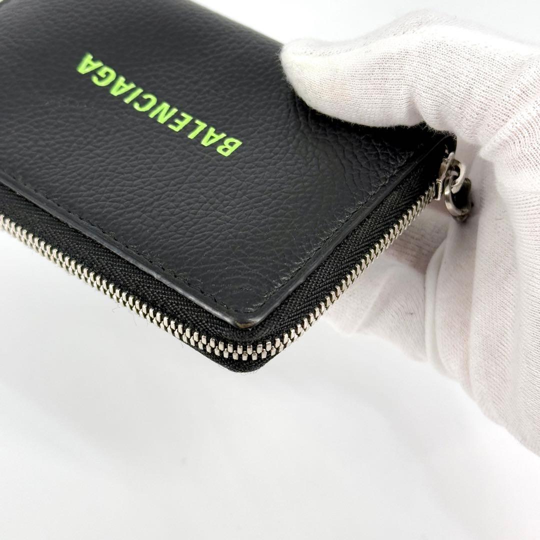 美品 バレンシアガ エブリデイ ケース ラウンドジップ ブラック グリーン