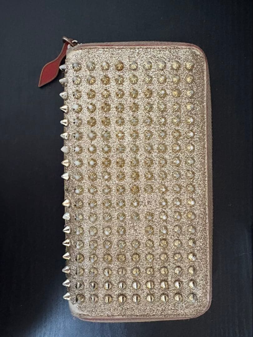 ブランド：Christian Louboutin（クリスチャン ルブタン）