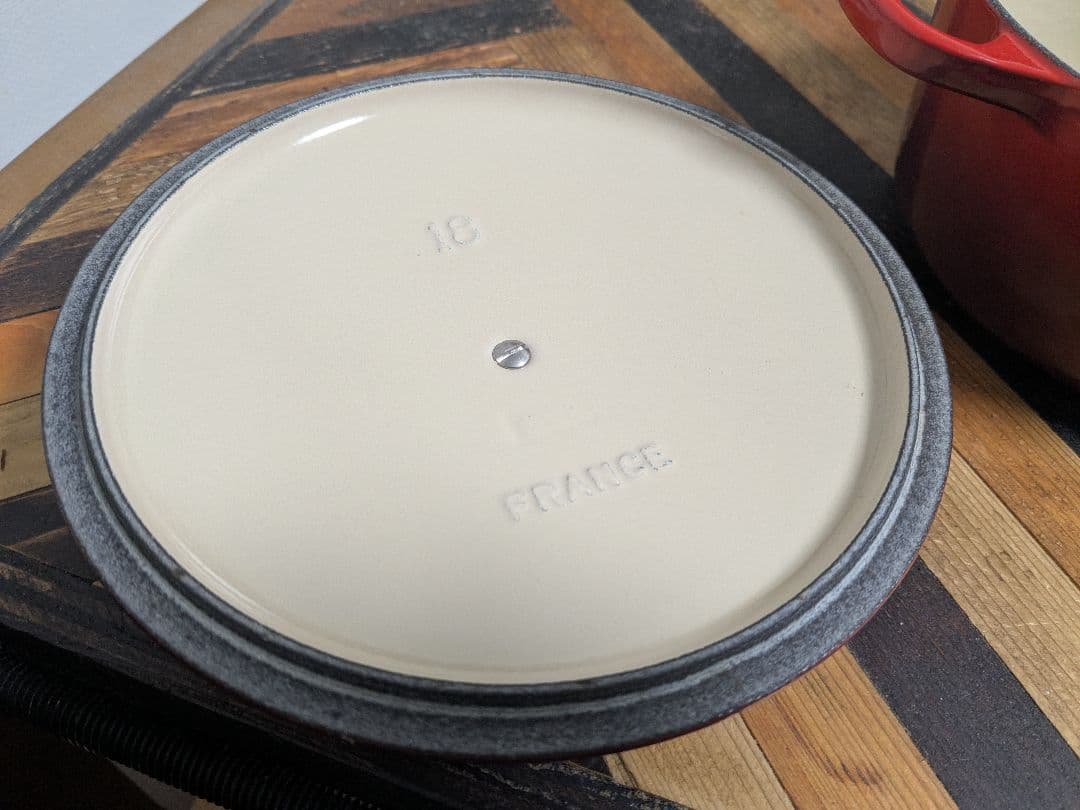 【未使用品】ルクルーゼ ココット・ロンド 18cm