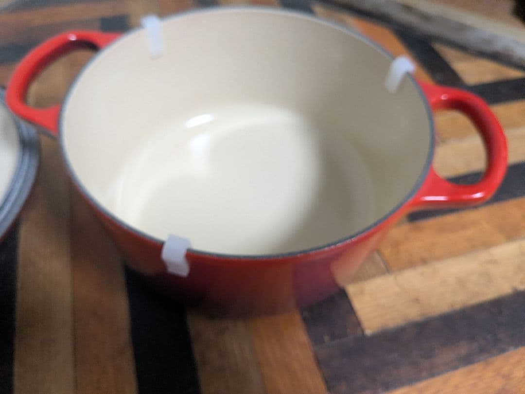 【未使用品】ルクルーゼ ココット・ロンド 18cm