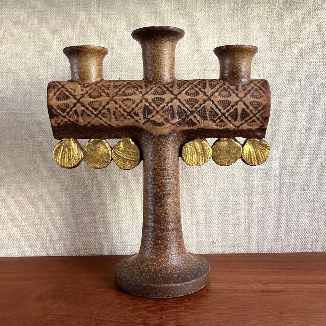 リサ・ラーソン　メダイヨン