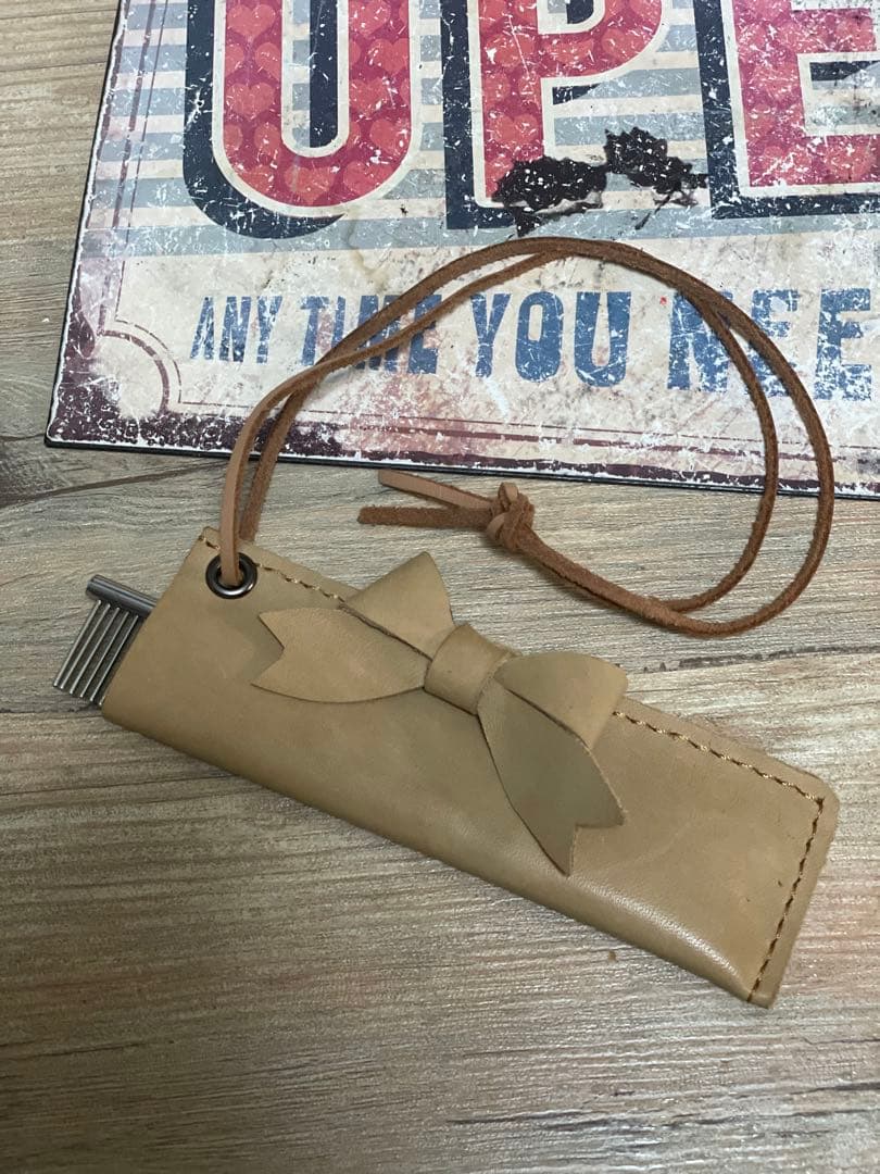 犬服^ ^本革コームケース