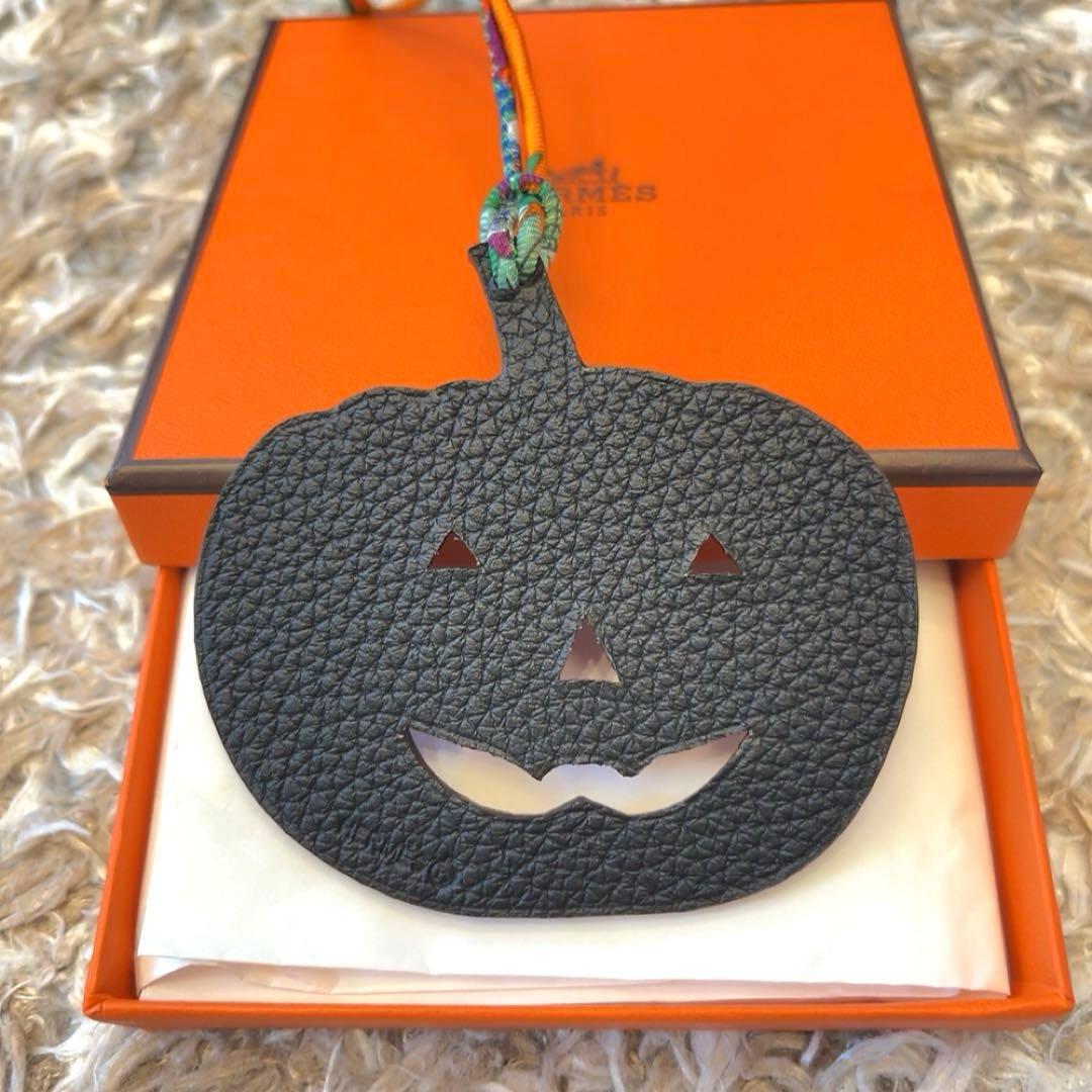 【新品】エルメス プチアッシュ パンプキン ハロウィン カボチャ チャーム
