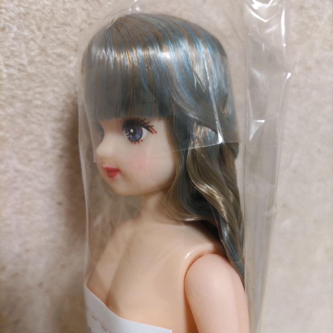 リカちゃんキャッスル　おたのしみドール　パレットＦ