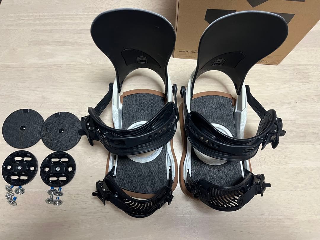 スノーボード Union Bindings Strata 25-26