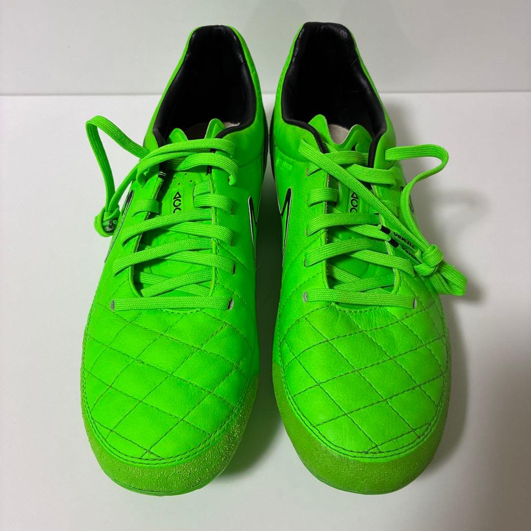 ナイキ サッカースパイク ティエンポ レジェンド 5 HG-E 25cm