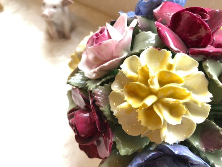 エインズレイ　Aynsley 陶器花籠　陶花
