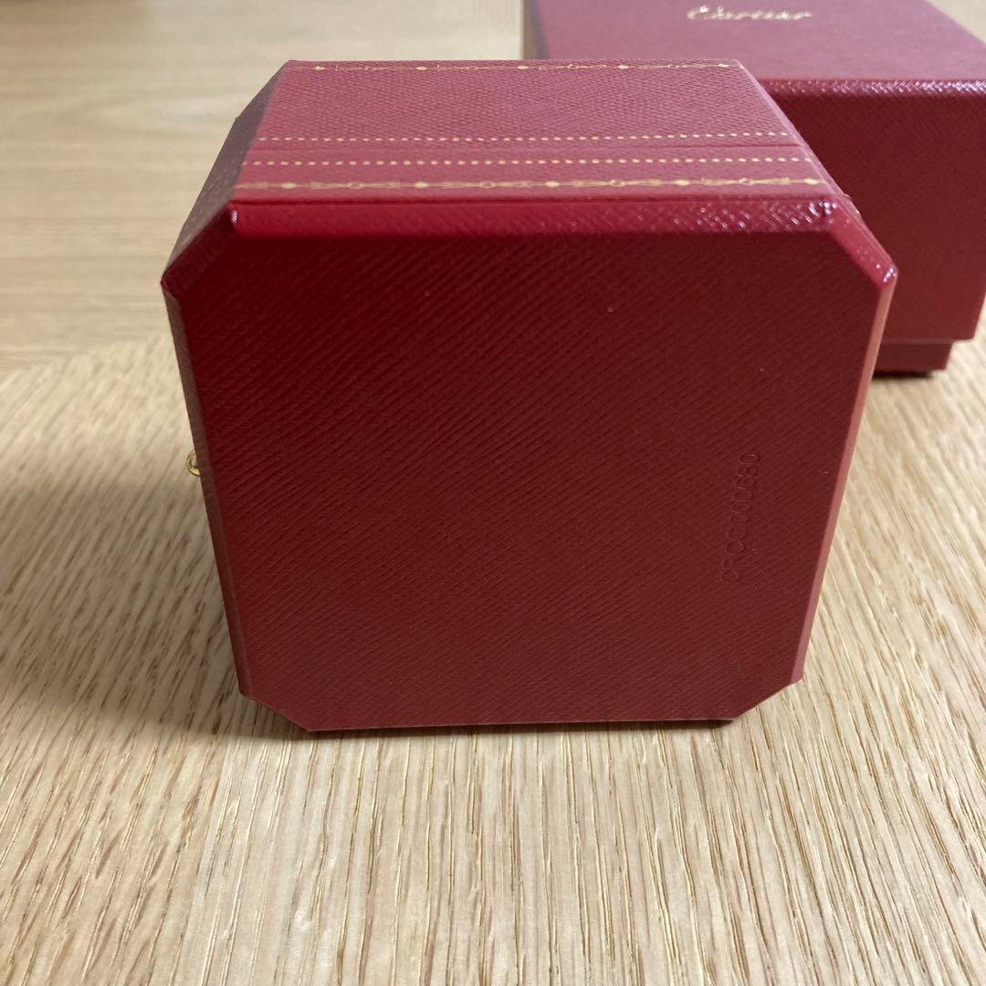 【新品】Cartier 指輪入れ 赤いジュエリーボックス 小物入れ　スエード