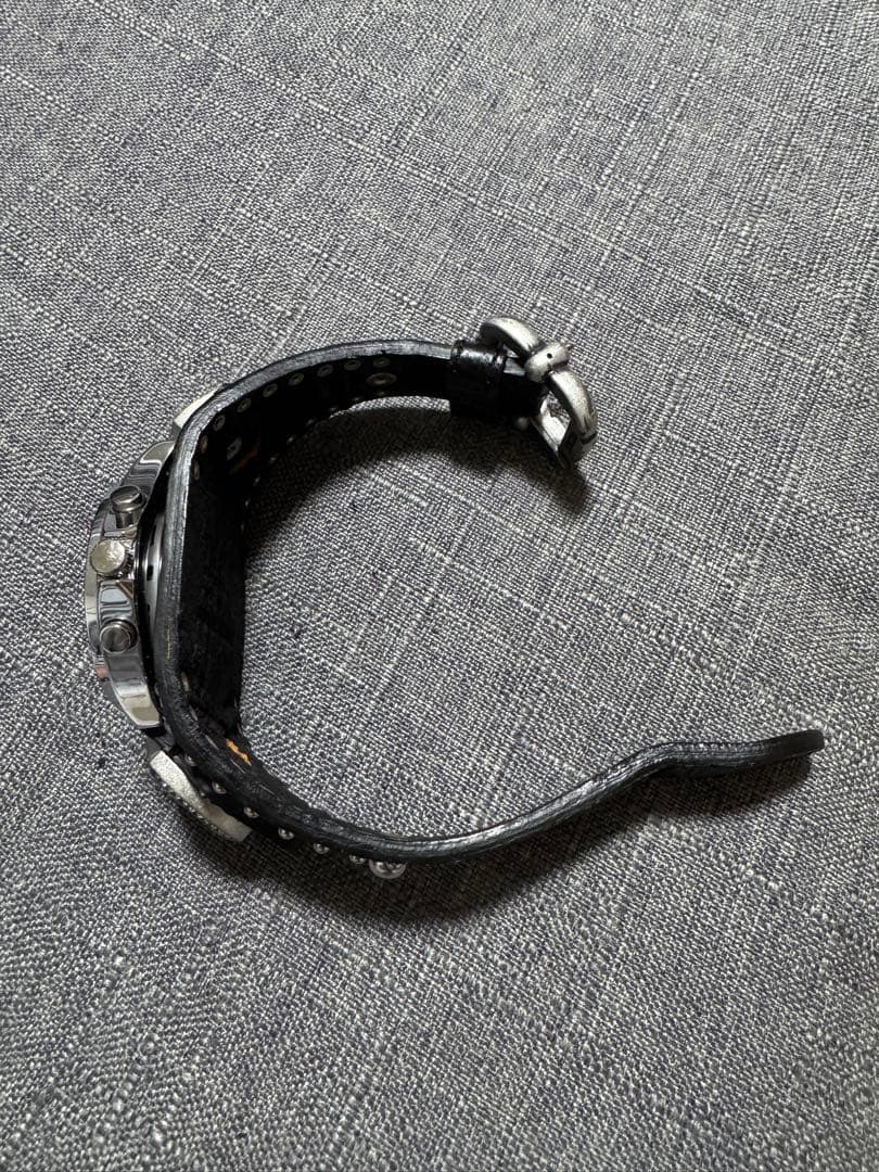 VOLTAGE ブラック/シルバー　腕時計