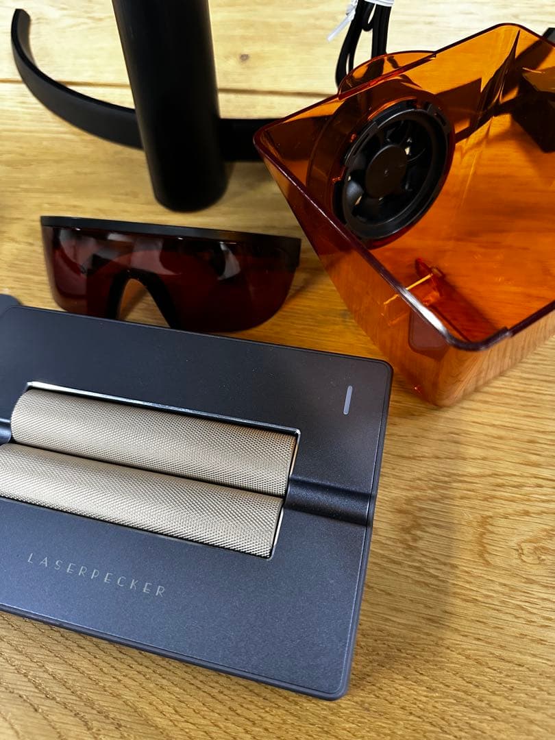 LaserPecker2 レーザー彫刻機／回転台付き／DIY／レーザーペッカー