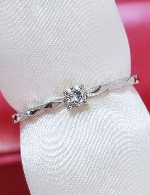 新入荷 未使用品 pt950 天然ダイヤモンド 0.08ct リング