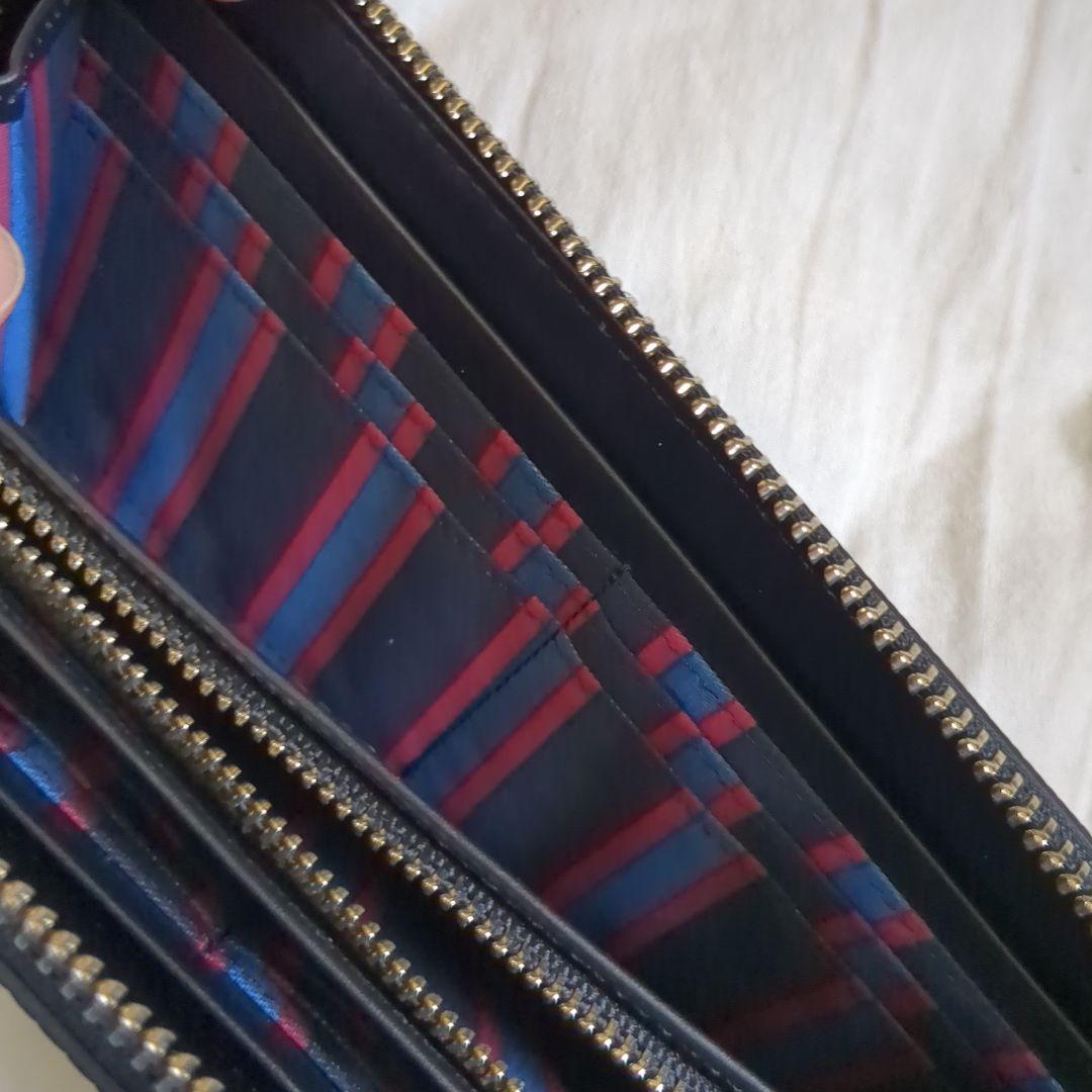 未使用　タケオキクチ ラウンドジップ 型押し 牛革 TAKEO KIKUCHI