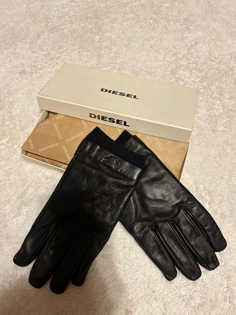 DIESEL レザー手袋　ブラック　メンズ