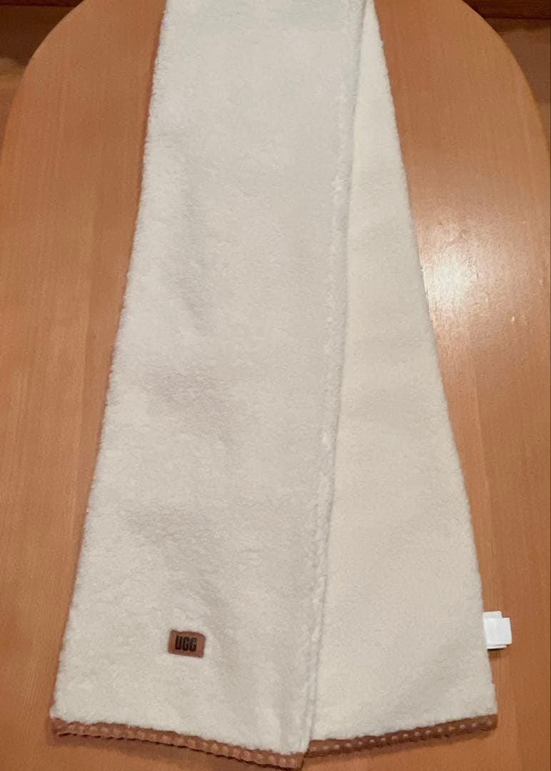 週末お値下げ⭐︎UGG マフラー