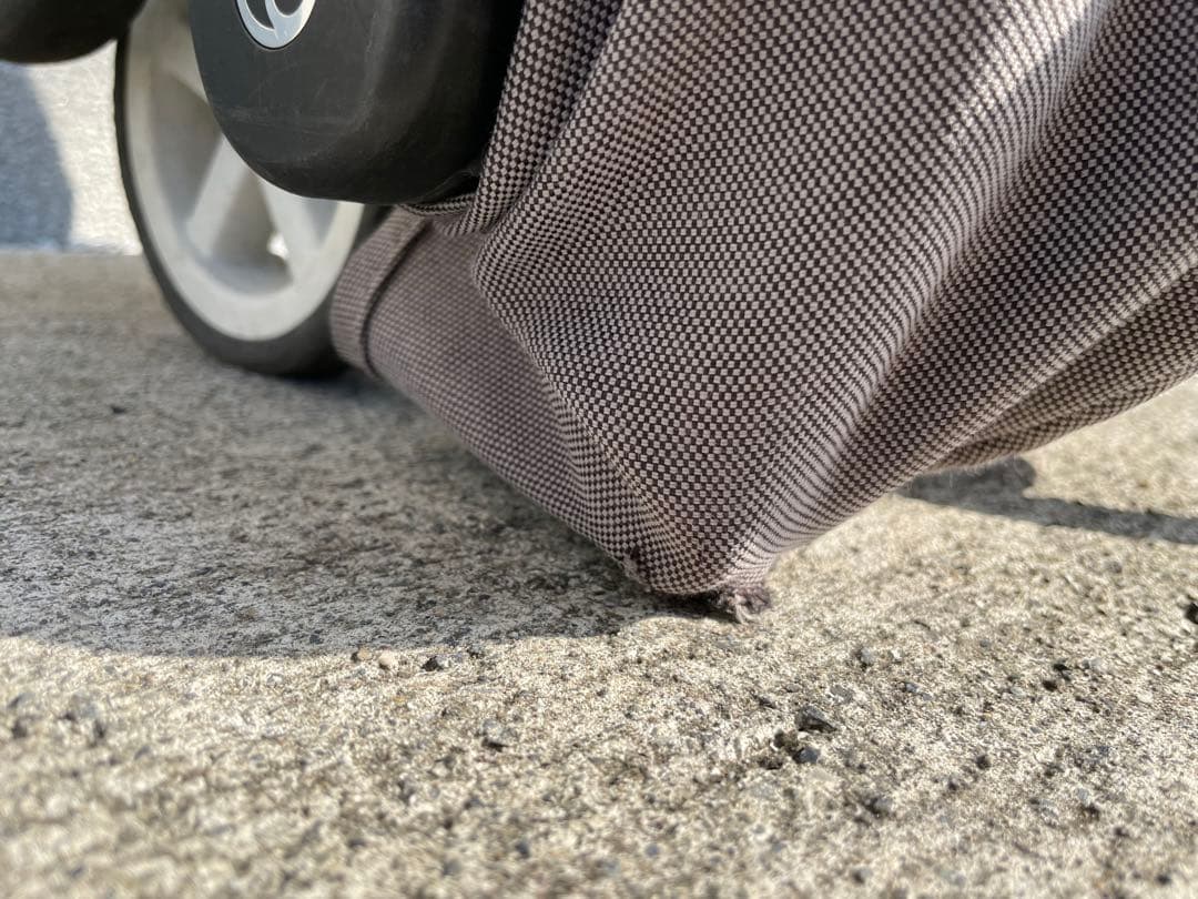 cybex サイベックス EEZY S2 ソーホーグレー