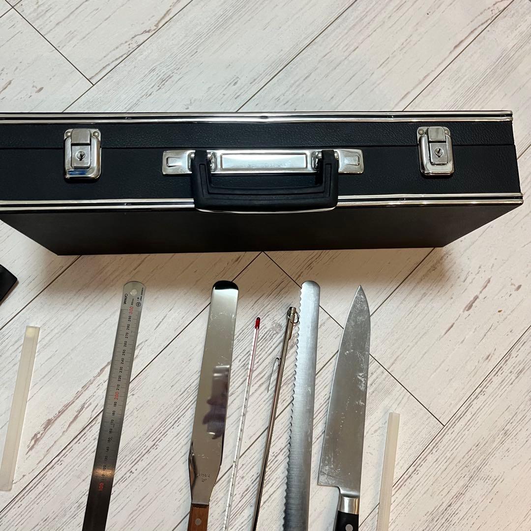 包丁ケース　藤次郎　包丁セット　牛刀　波刃　温度計　ナッペ　パレット　定規付き