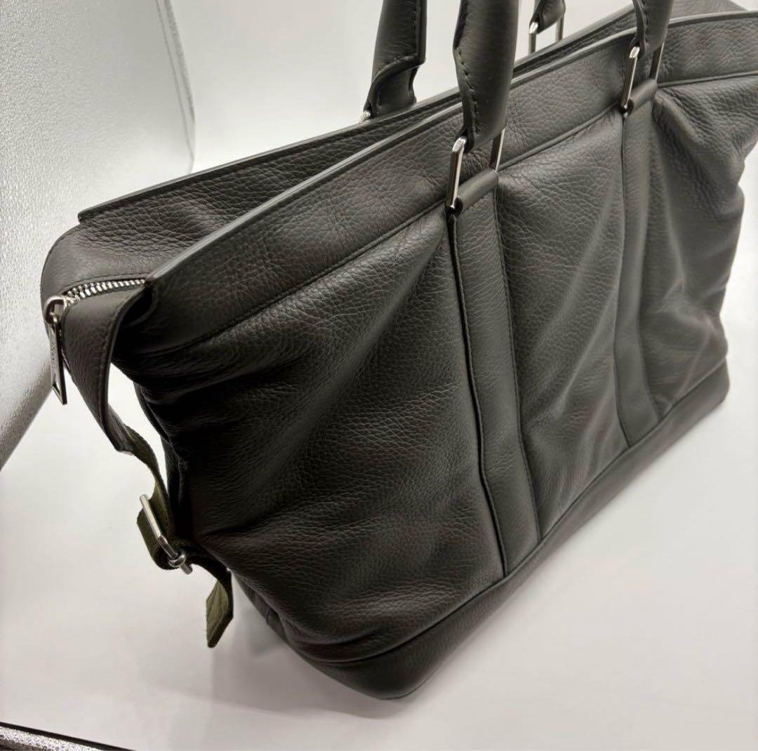 BOTTEGA VENETA レザートートバッグ　カーキ