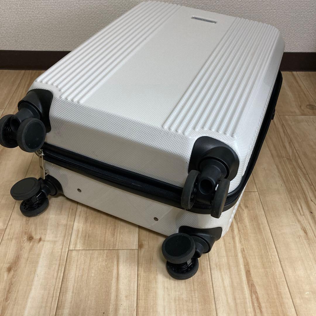 Ace World Traveler 軽量 スーツケース 4輪