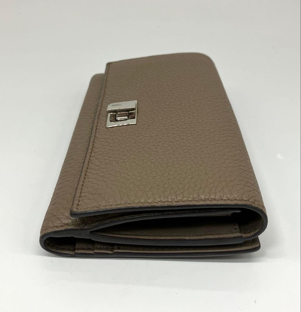 ⭐️ 美品 フェンディ ピーカブー レザー 二つ折り 長財布 グレー 鑑定済