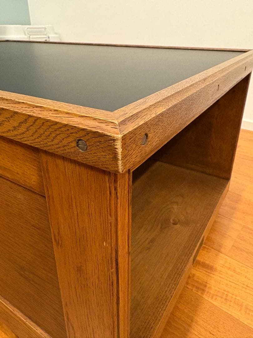 サイドテーブル・ナイトテーブル・ローテーブル TRUCK FURNITURE / BEN COFFEE TABLE