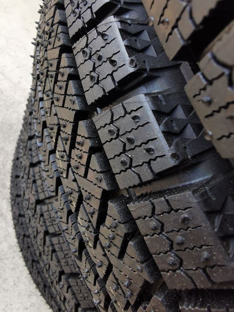 新品送料込ブリヂストンBLIZZAK VRX2 145/80R13 22年製4本